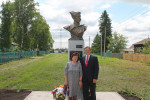 Торжественное открытие памятника легендарному начдиву 25-й стрелковой дивизии Василию Чапаеву.